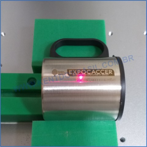 Serviço de gravação a laser em metal